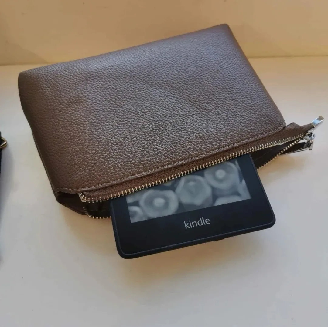 Two Brand New Bags Tote & Pouch image indicator(7)