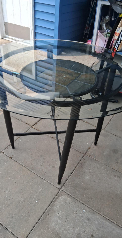 Round Glass Table - photo 4
