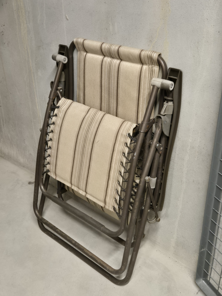 2 outdoor chairs - photo 2