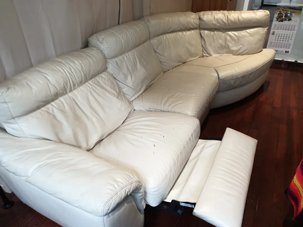 Off-White Leather Sectional Sofa image indicator(2)