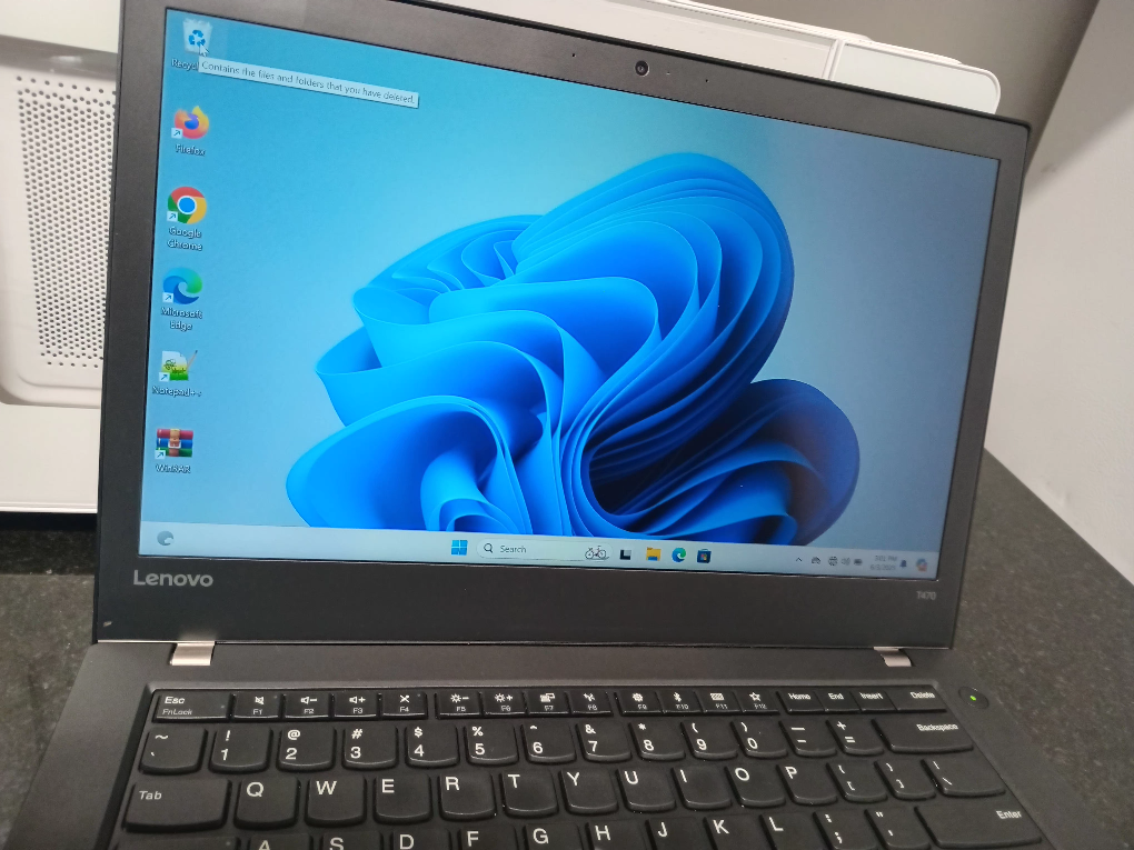 Lenovo thinkpad touchscreen laptop WINDOWS 11 - photo 5