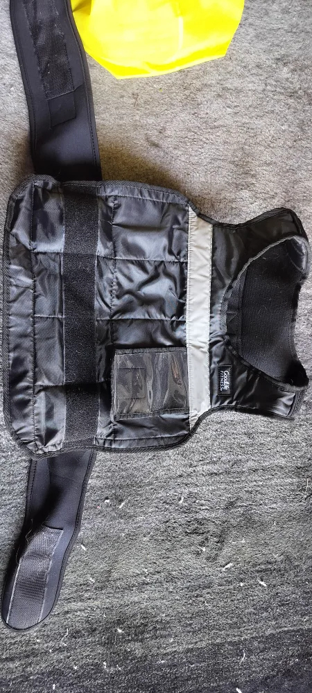 Goodlife Fitness Weighted Vest image indicator(2)