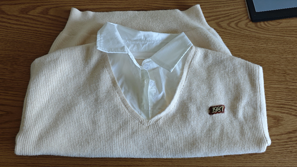 Cream-Coloured Knit Sweater and White Blouse - photo 2