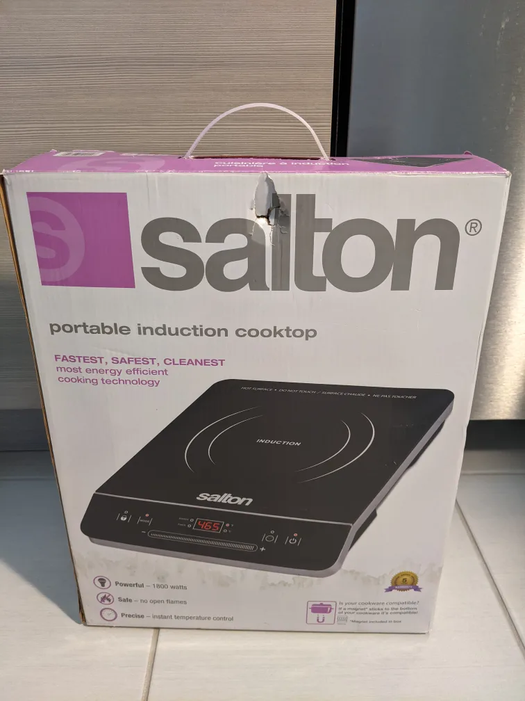 Salton Induction Cooktop thumbnail