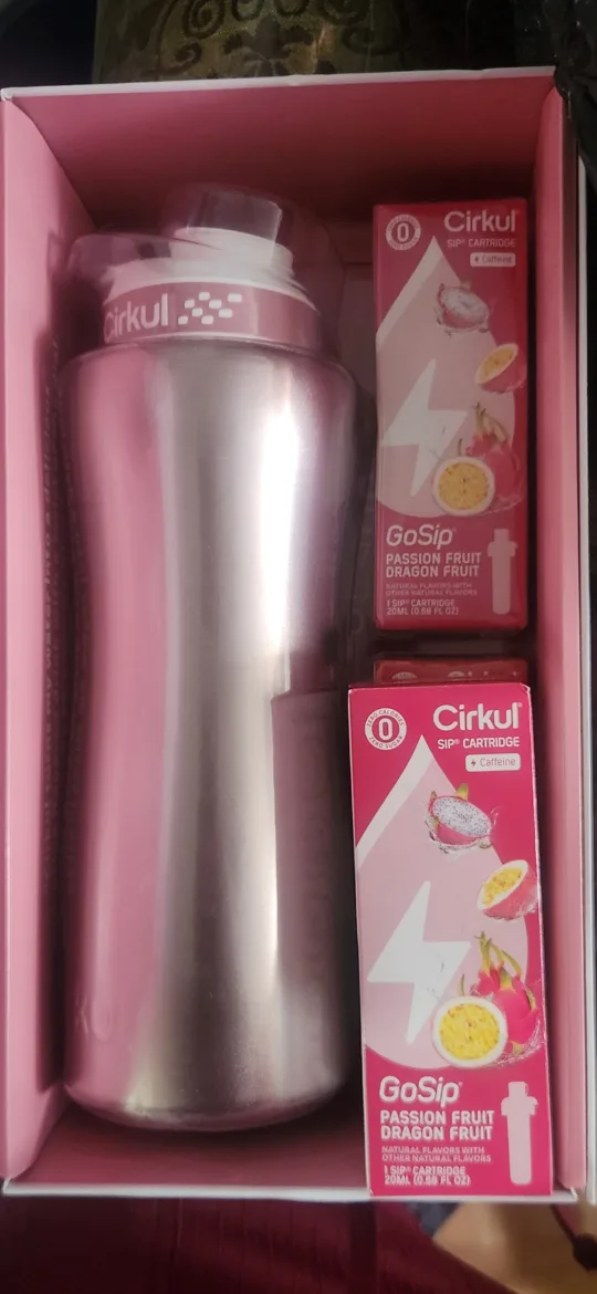 New Cirkul 32oz Rose Gold Water Bottle Starter Kit image indicator(2)