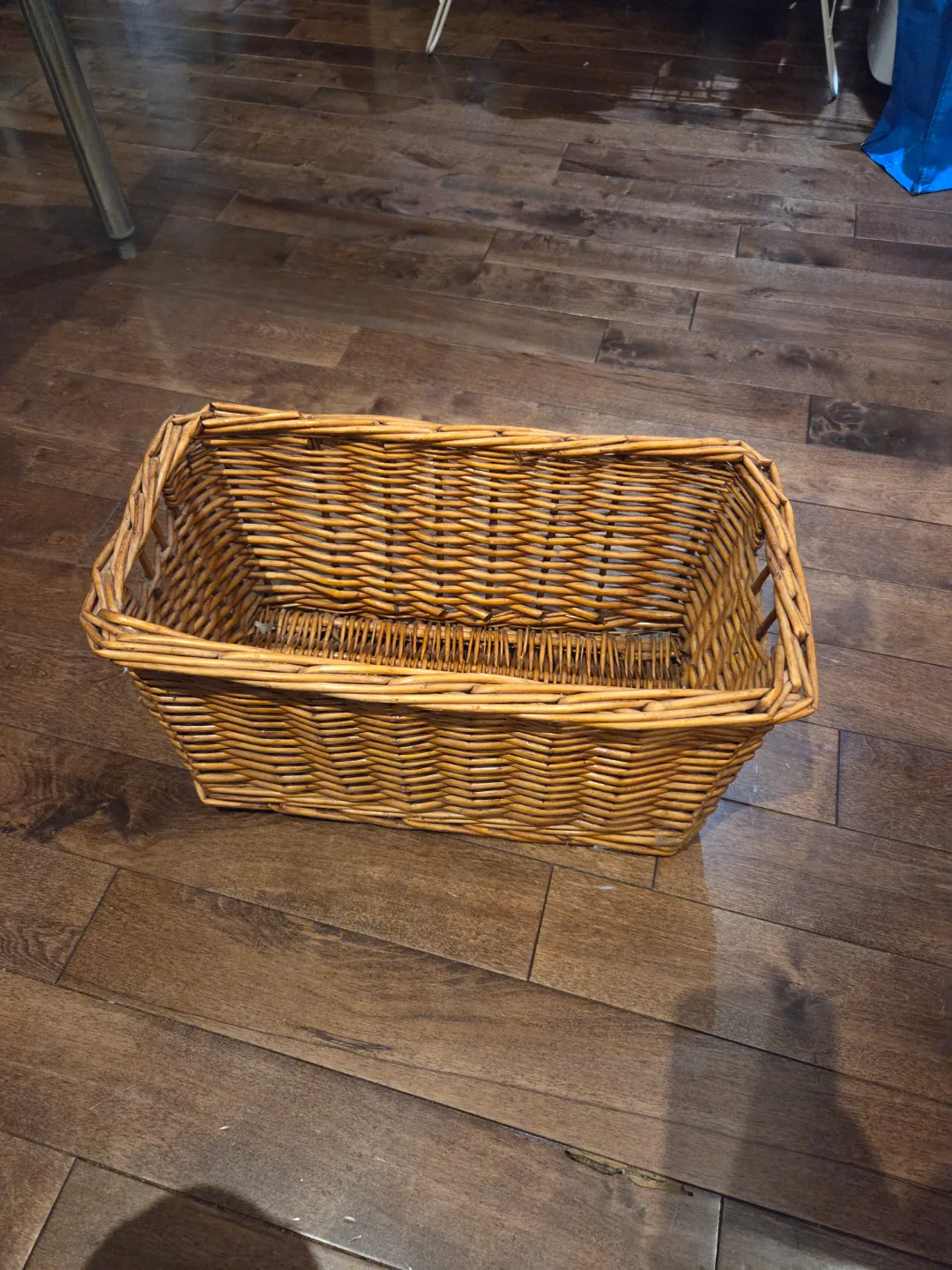 wicker basket free thumbnail