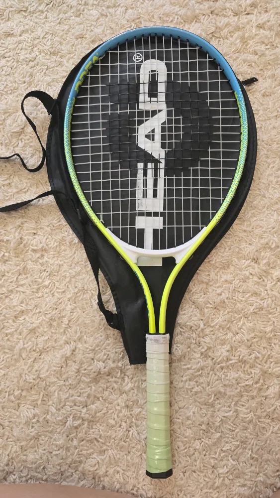 Head Jaguar 25 Tennis Racquet with Case image indicator(2)