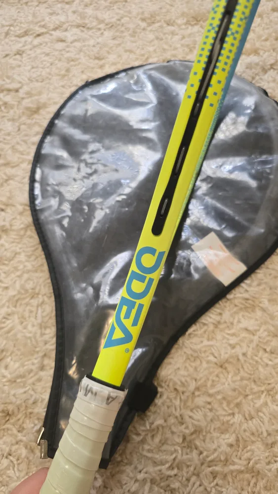 Head Jaguar 25 Tennis Racquet with Case image indicator(4)