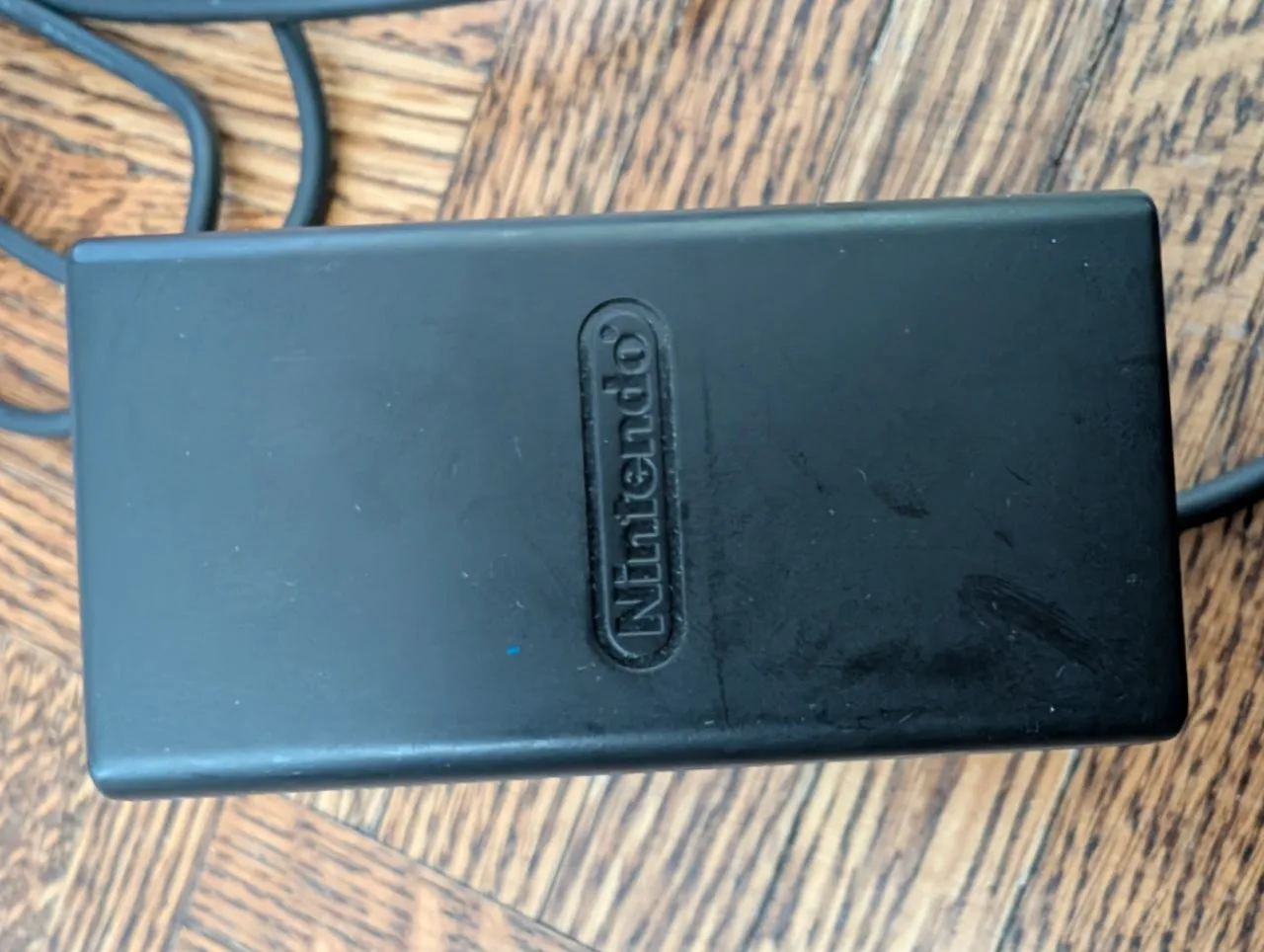 Nintendo AC Adapter image indicator(2)