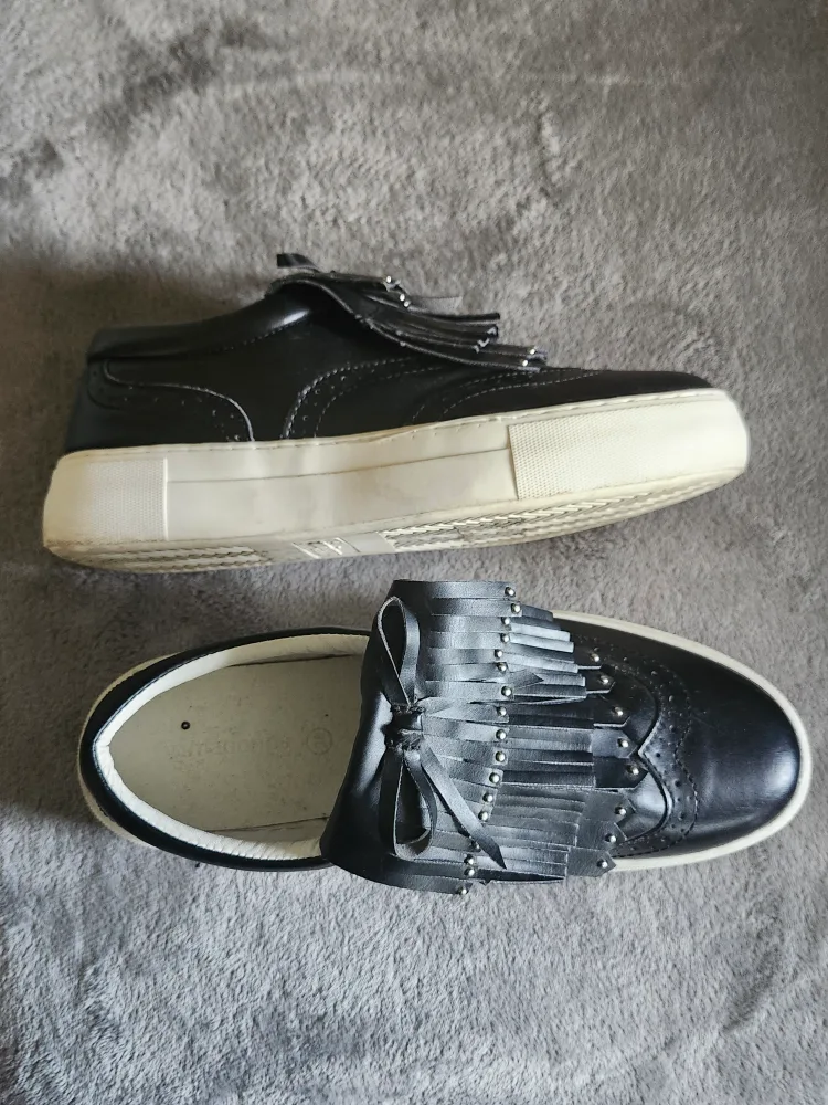 Black Platform Sneakers with Fringe image indicator(2)