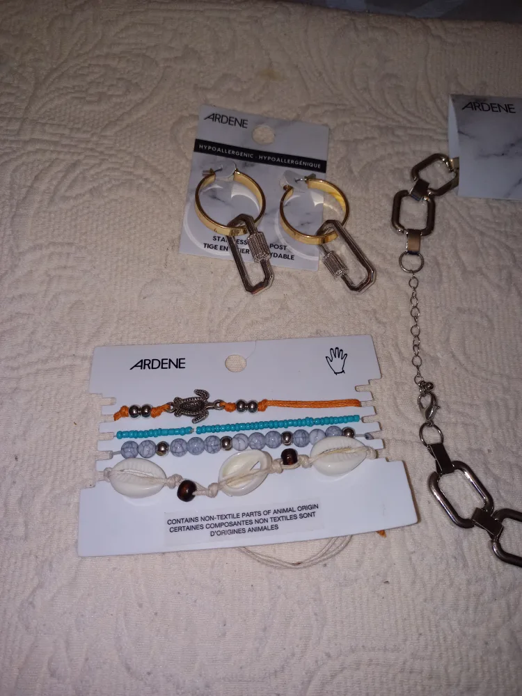 Ardene Costum Jewellery - New image indicator(4)