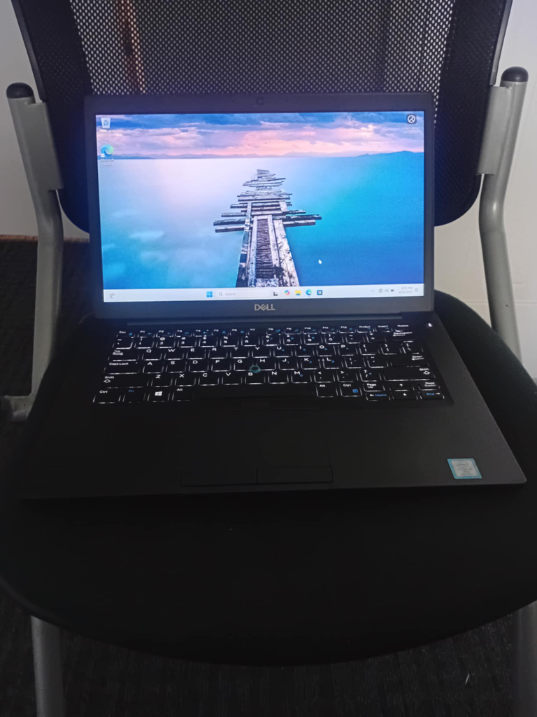 Dell Intel i7 8 gen 1000GB 16GB RAM WINDOWS 11 OFFICE