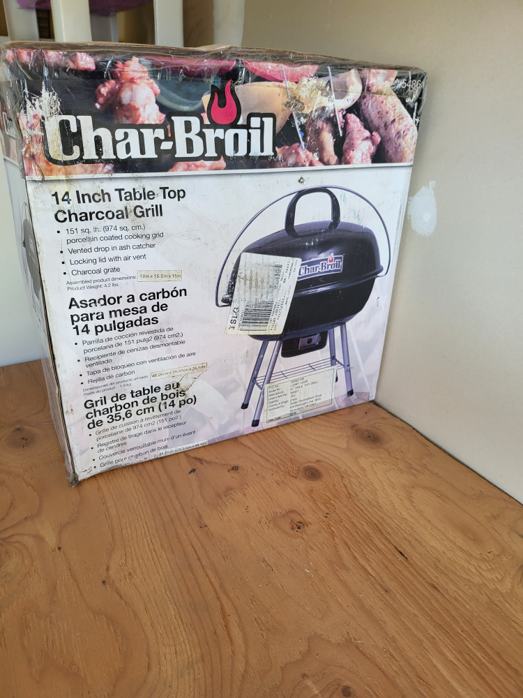 Woods Outfitter 2 Burner Propane Camp Stove & BBQ charcoal grill - photo 2