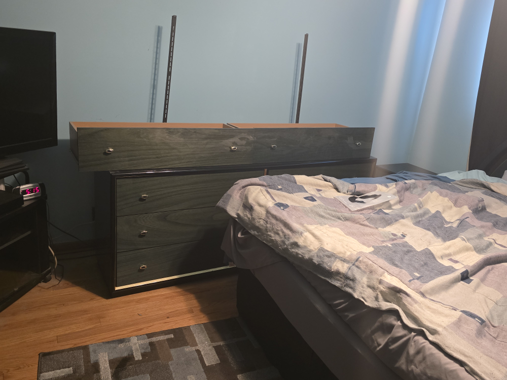 Bedroom Set: Dresser, Nightstand, Armoire, Mirror - photo 2