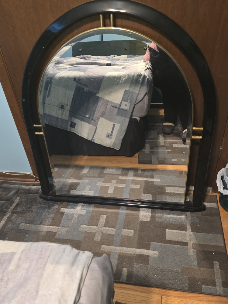 Bedroom Set: Dresser, Nightstand, Armoire, Mirror - photo 3
