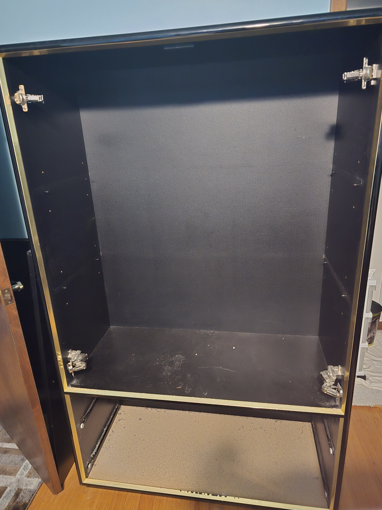 Bedroom Set: Dresser, Nightstand, Armoire, Mirror - photo 4