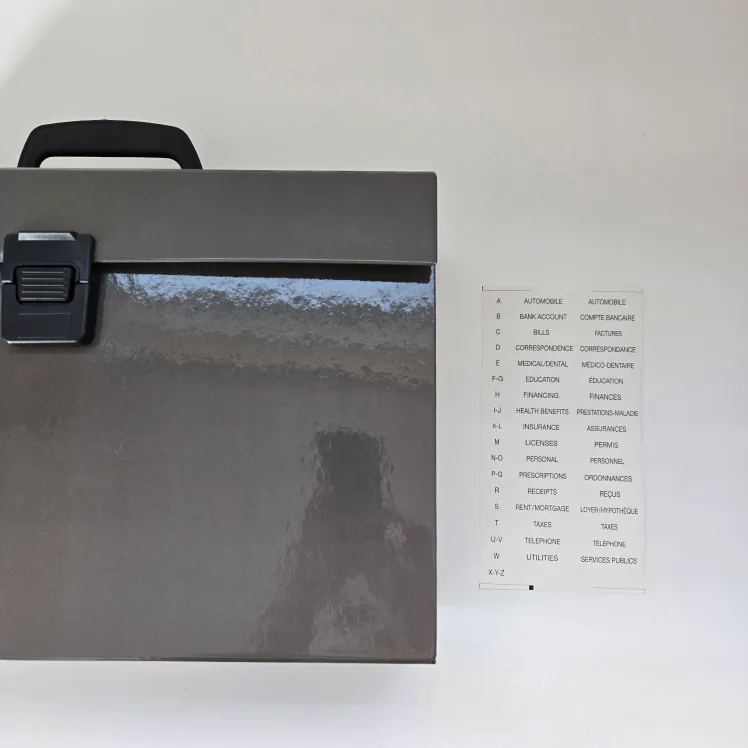 Expanding file folder/portfolio image indicator(6)