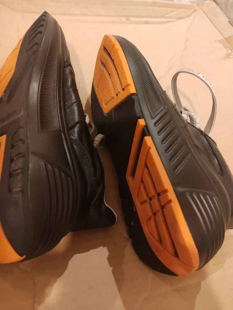 Bottega Veneta Black Sneakers image indicator(8)