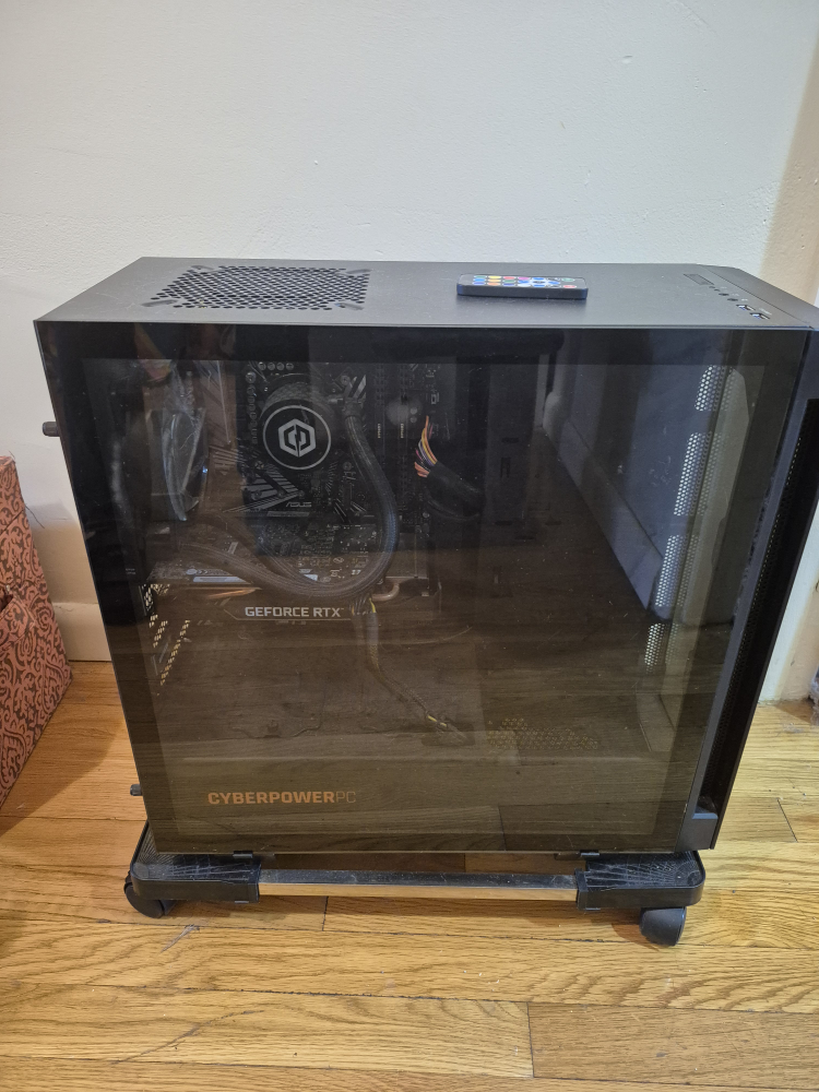 CyberpowerPC Desktop Computer (selling ASAP!)