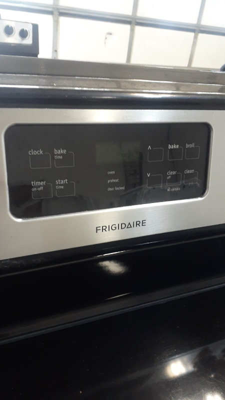 Frigidaire Electric Range Stove - photo 4