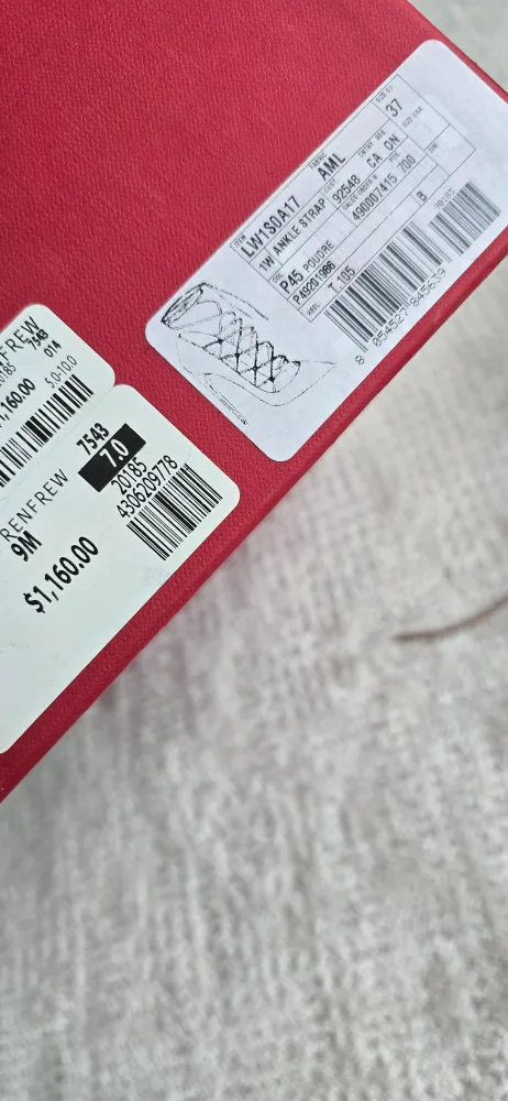 valentino size 7. image indicator(4)