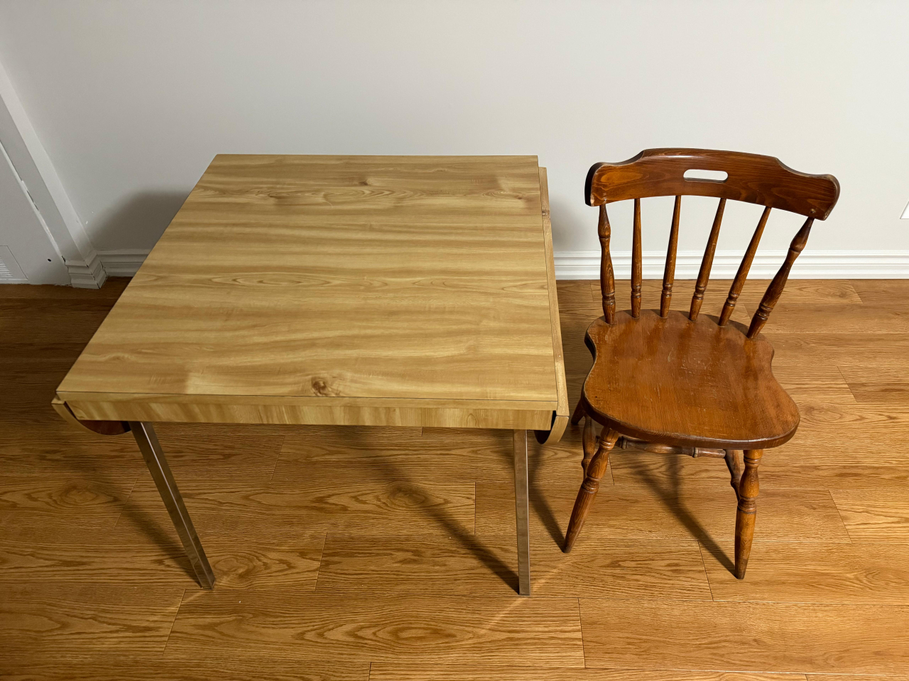 Drop Leaf Dining Table