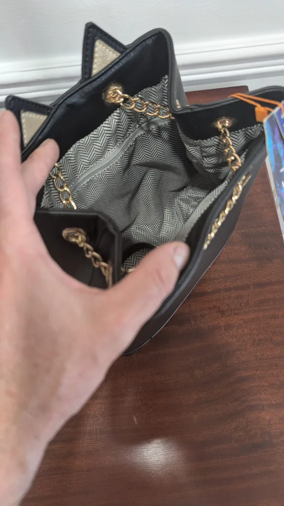 velvet ray black cat backpack - new image indicator(5)