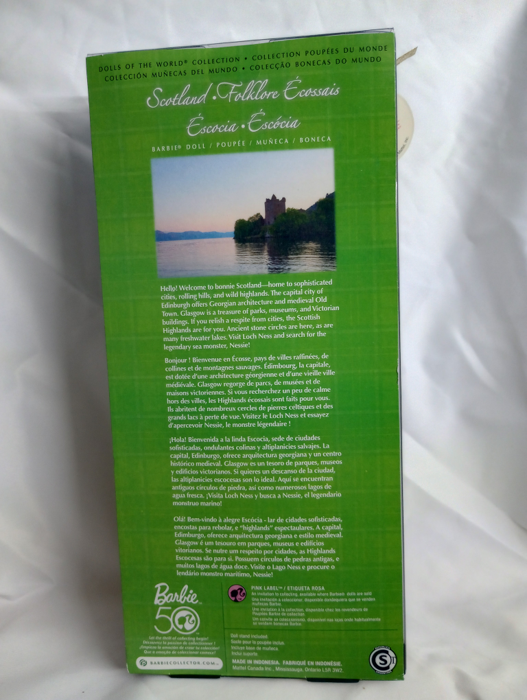 Dolls of the World Scotland Barbie Doll - photo 2