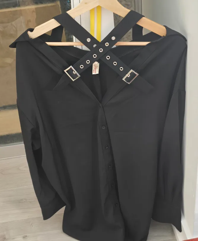 Black Oversized Buckle Button-Up image indicator(3)