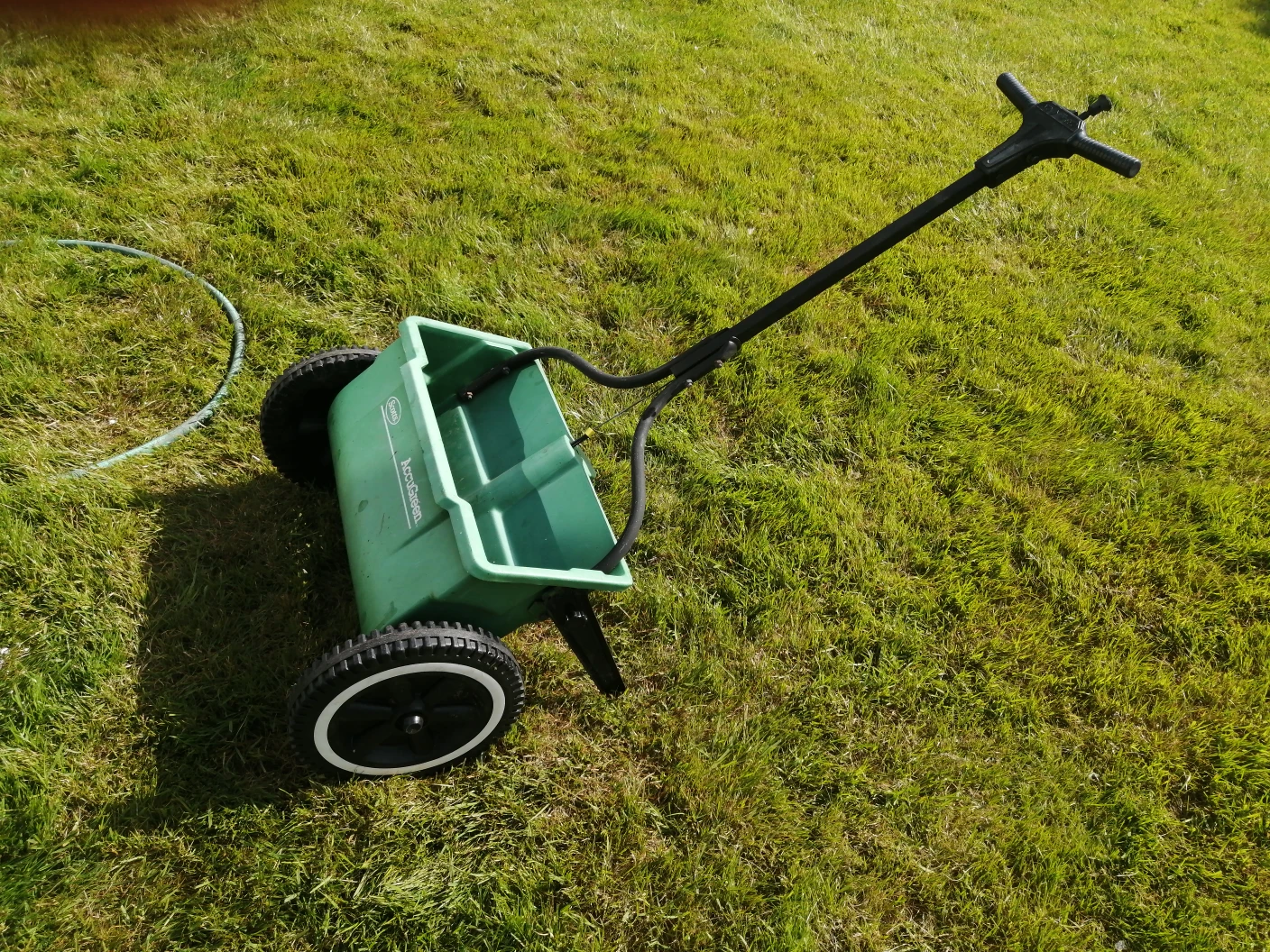 Scotts AccuGreen Spreader
