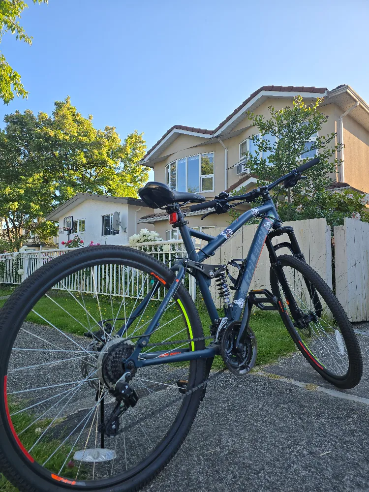 Raleigh Chase Mountain Bike thumbnail