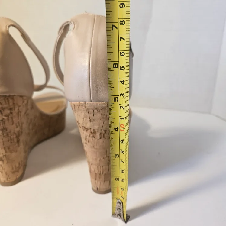 Le Chateau Leather Wedge Heel Sandals Nude Size 10 NWOB image indicator(7)