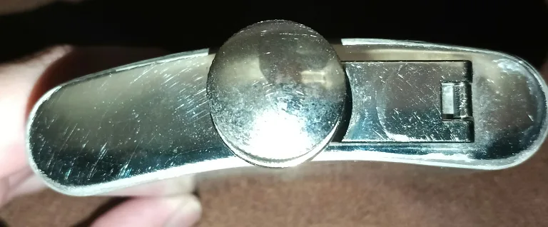 Assassin's Creed IV Black Flag 6oz Stainless Steel Flask image indicator(3)