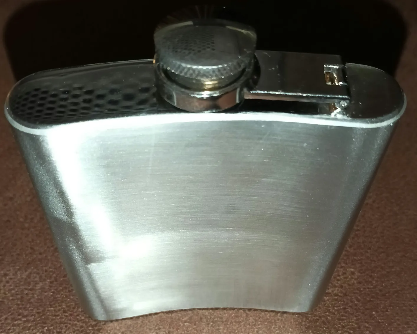 Assassin's Creed IV Black Flag 6oz Stainless Steel Flask image indicator(4)