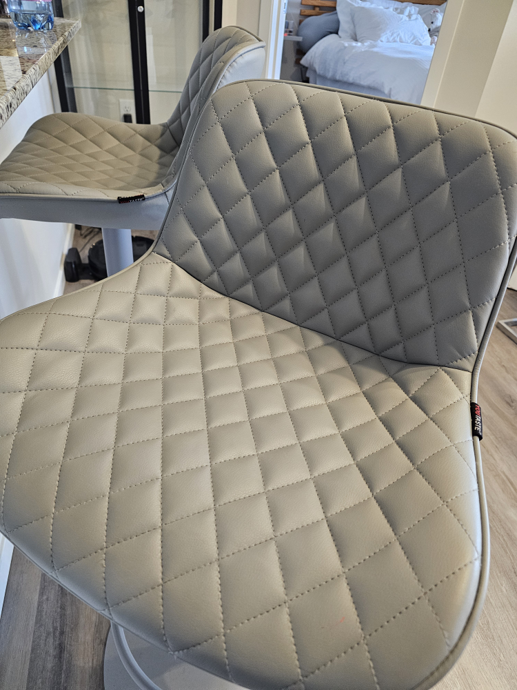 Set of 2 Swivel Bar Stools