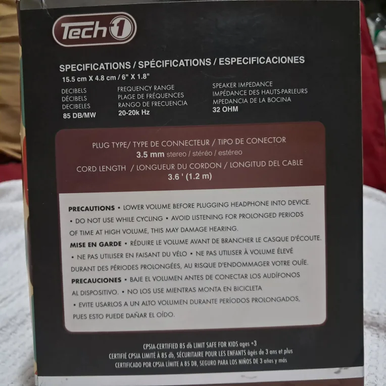 Mini Headphones - New in Box image indicator(3)