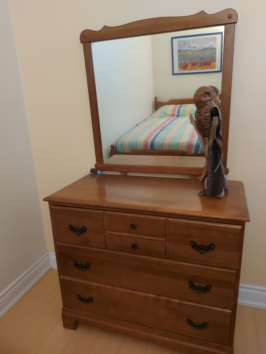 Bed, Nightstand, Dresser, incl Mattress