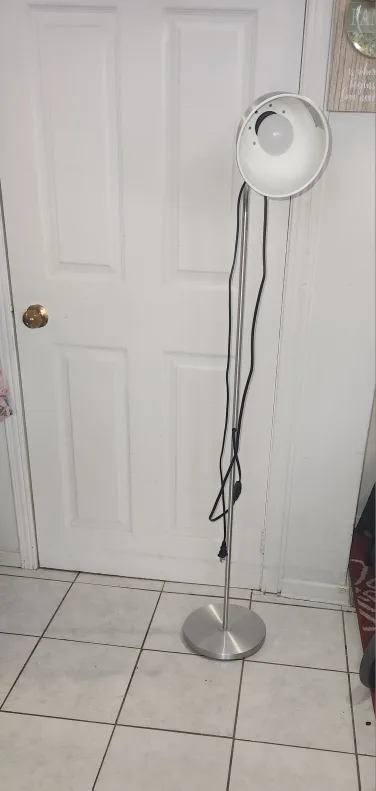 Modern Standing Lamp image indicator(6)