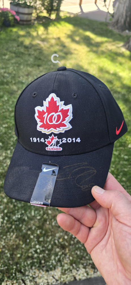 Nike Canada Maple Leaf Ball Cap