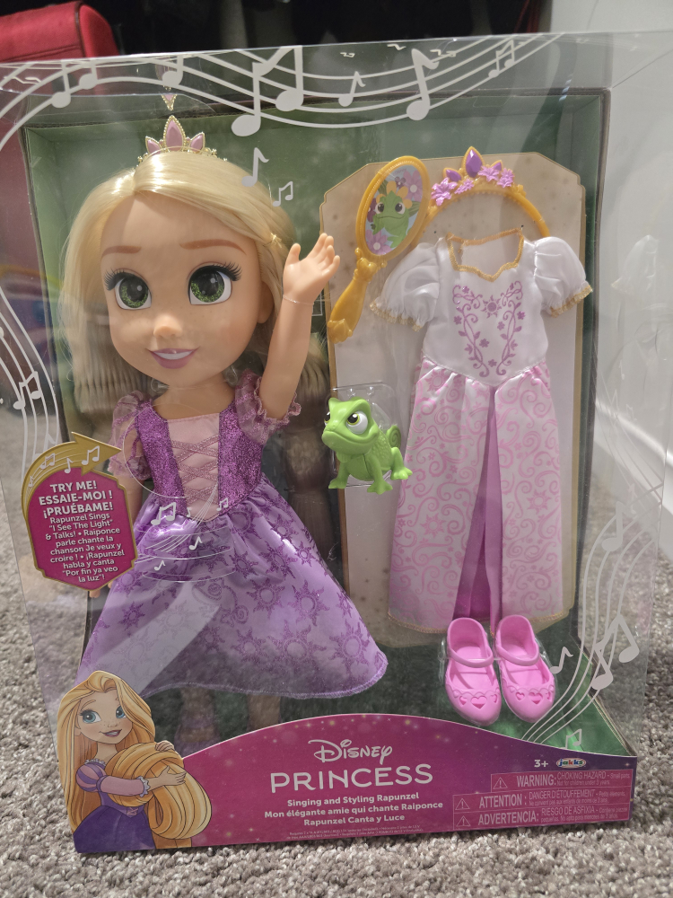 Disney Princess Singing & Styling Rapunzel Doll (New)