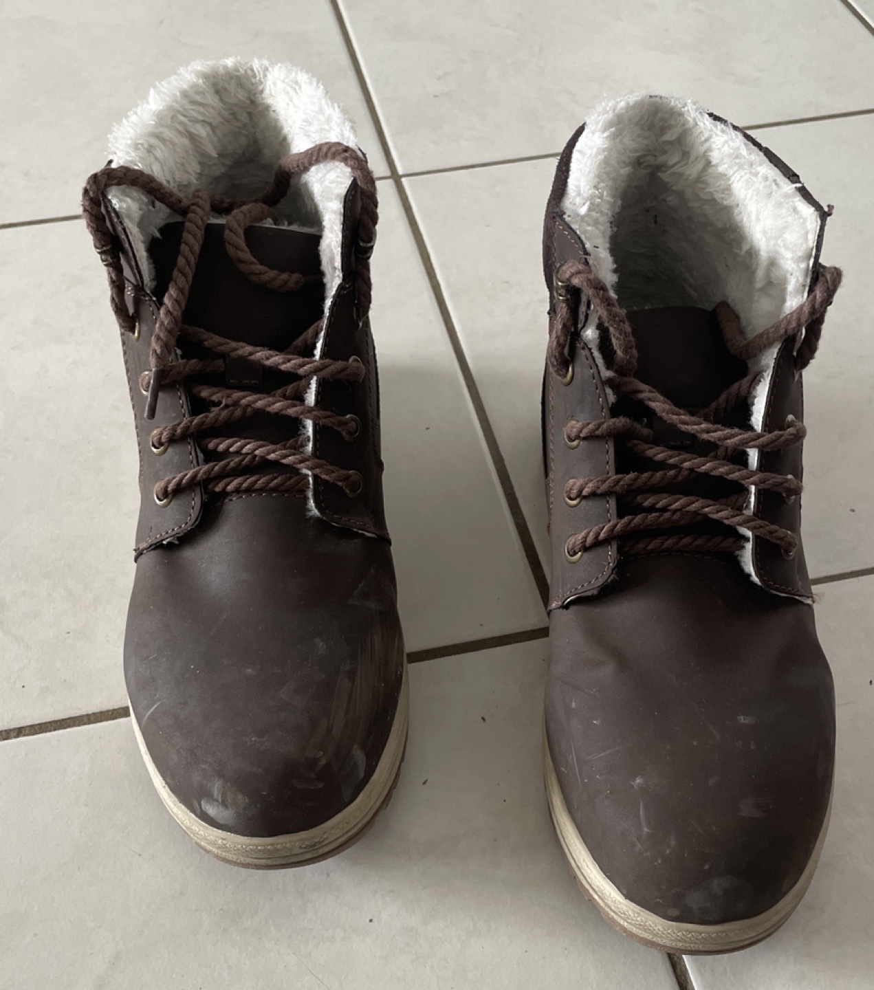 Snow/winter shoes