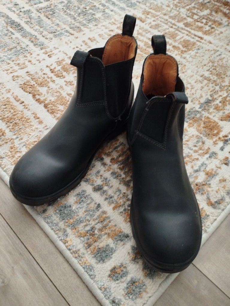 Aquatherm Black Leather Boots - Size 11 - photo 2