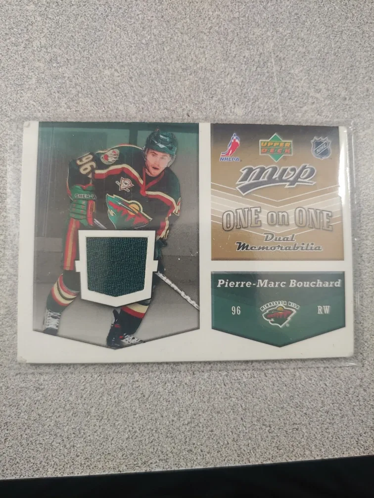 Jersey Embossed Hockey Cards image indicator(6)