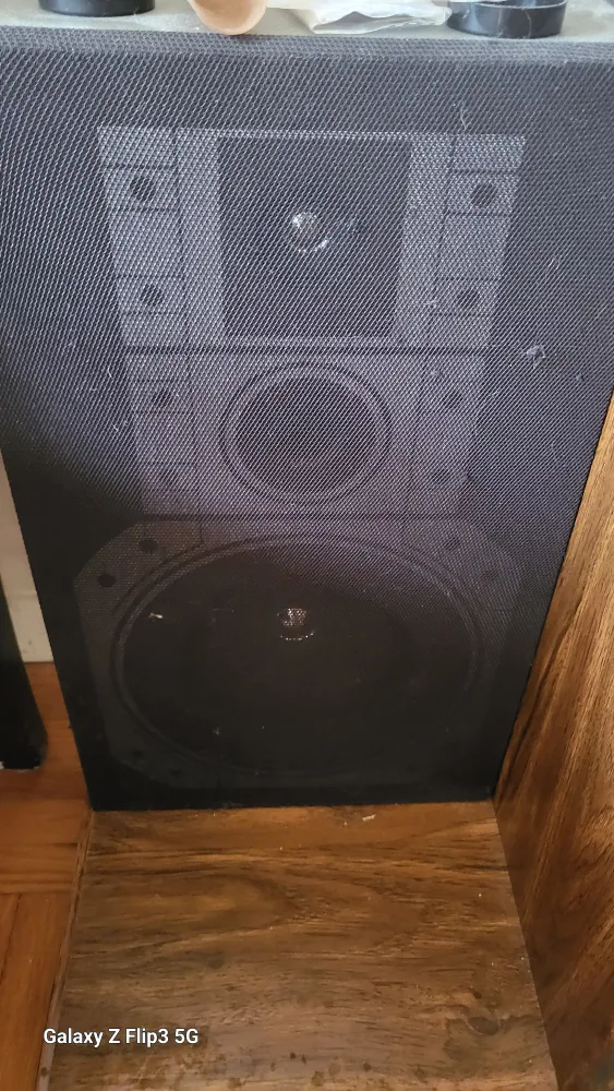 Vintage Sears AM-FM Stereo System with Speakers image indicator(3)