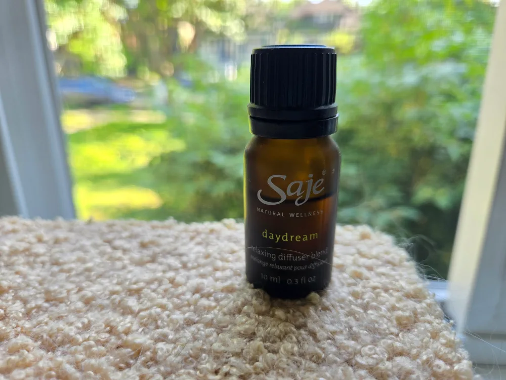 Saje Daydream Relaxing Diffuser Blend thumbnail