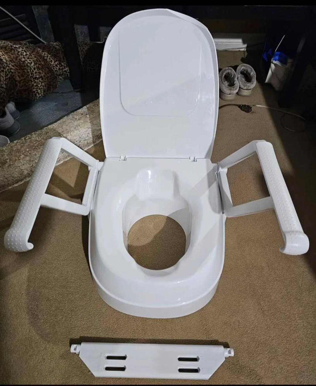 Drive Universal Raised Toilet Seat with Handles (Standard) thumbnail