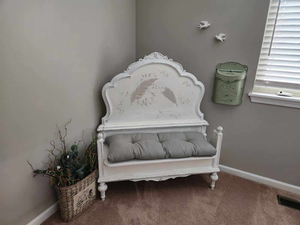 Antique Bench - photo 3
