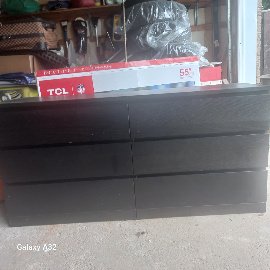 Black 6-Drawer dresser