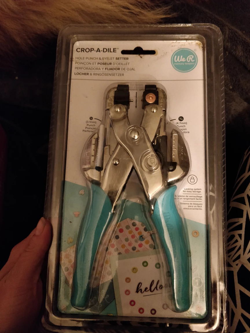 We R Memory Keepers Crop-A-Dile Multi Punch & Eyelet Setter - photo 5