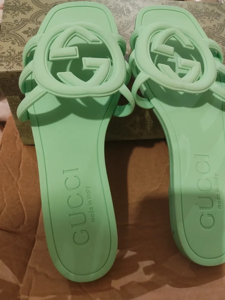 Gucci Green Sandals image indicator(2)